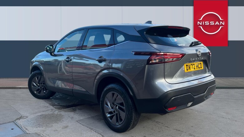 Nissan Qashqai 1.3 DiG-T MH Acenta Premium 5dr Petrol Hatchback